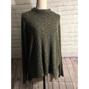 American Eagle Outfitters Green Sweater Size L